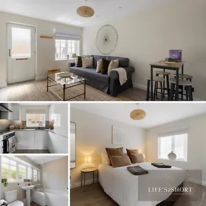 https://11-friernhay-court.exeterhotels.net